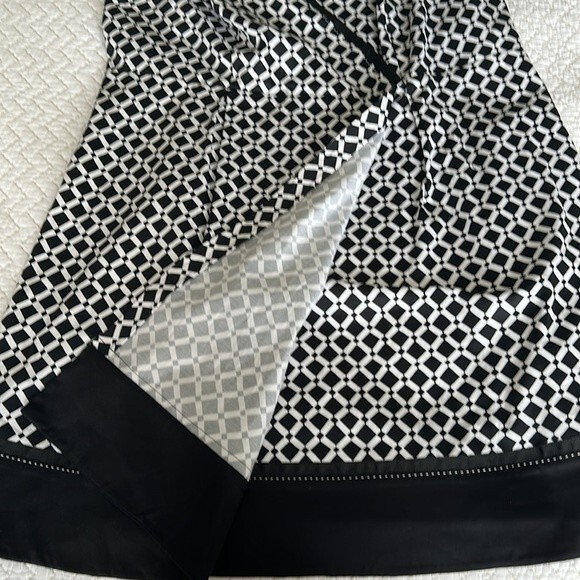 Lane Bryant Women’s Faux Wrap Dress Cotton Sleeveless Black White Geometric 24 - Picture 9 of 12